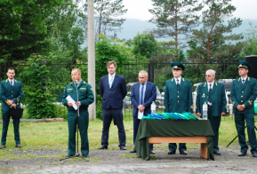 Вручение ключей от лесопатрульной техники